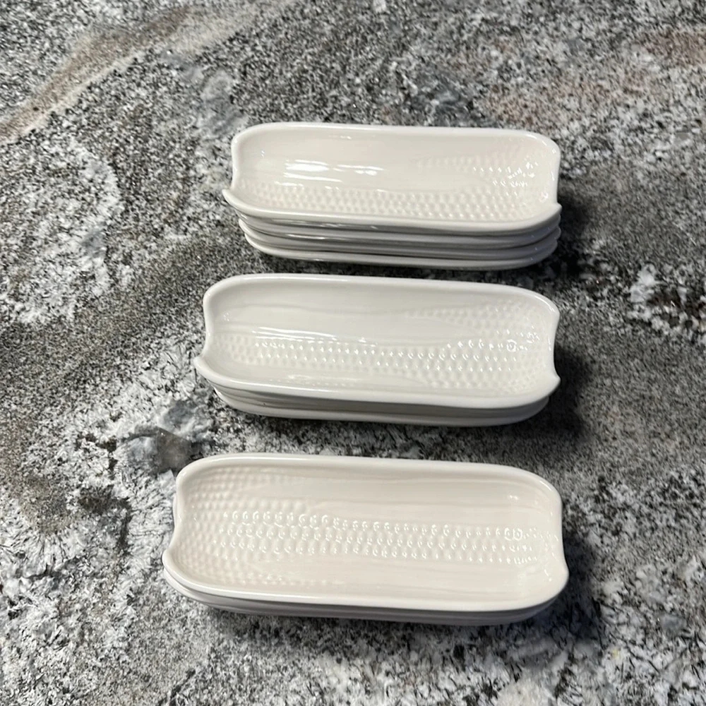 Set/4 Pfaltzgraff Heritage White corn cob holders